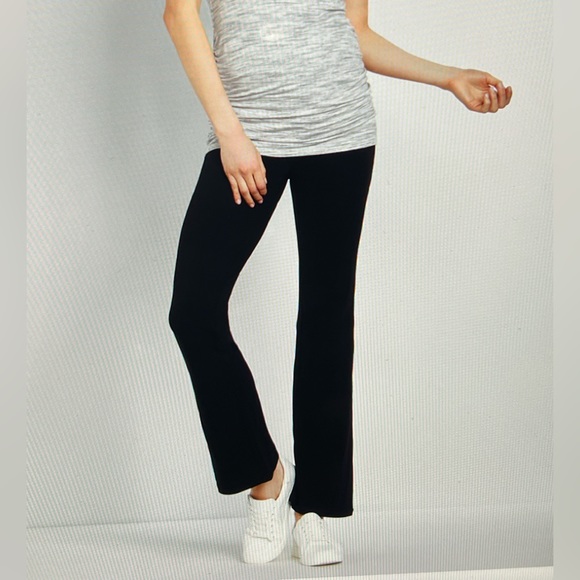 Motherhood medium yoga pants - Picture 3 of 5